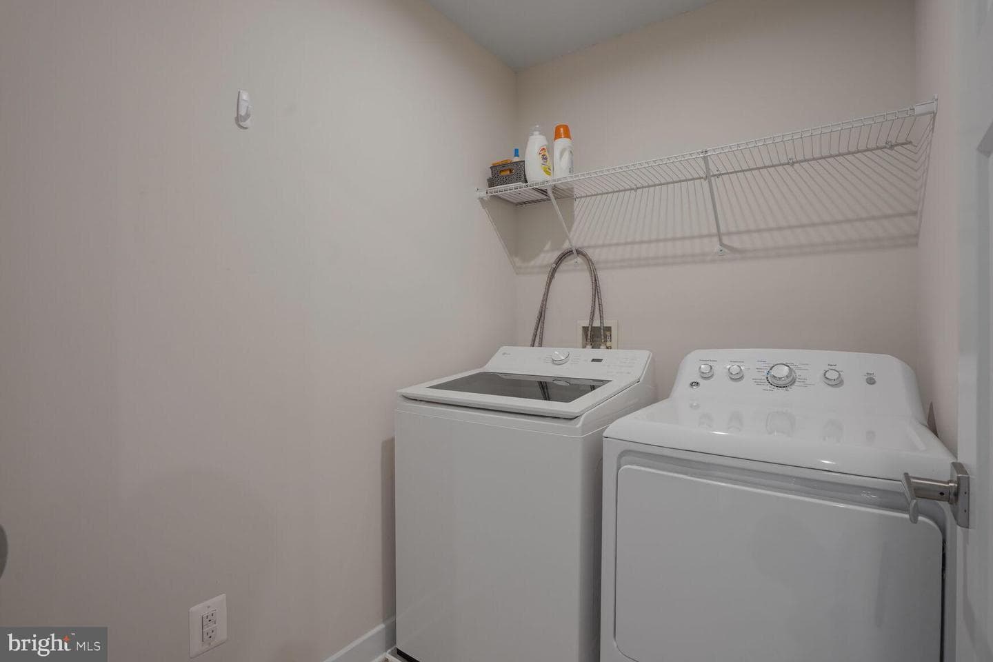 7424 Lake Willow Court photo 34