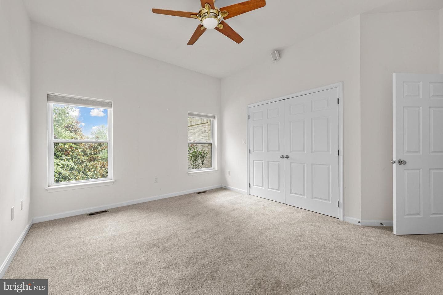 12587 Lake Coventry Drive photo 29