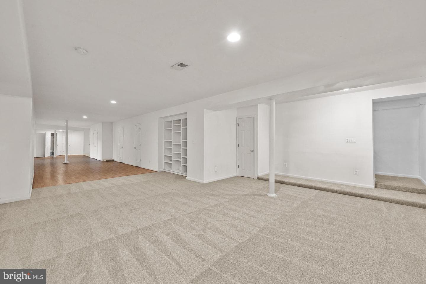 12587 Lake Coventry Drive photo 32