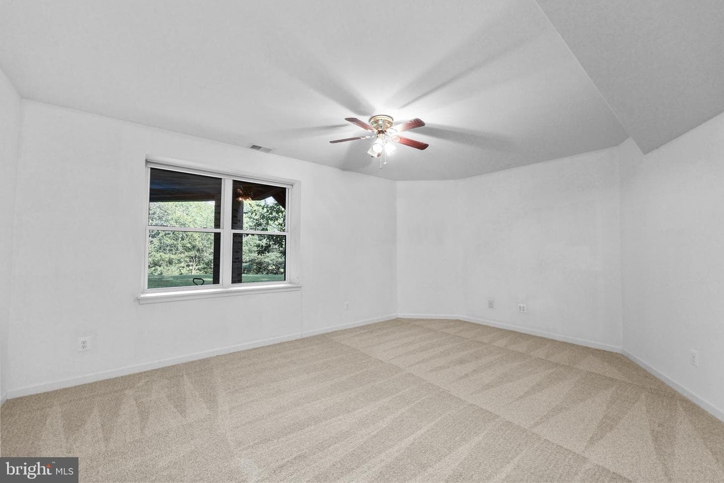 12587 Lake Coventry Drive photo 35