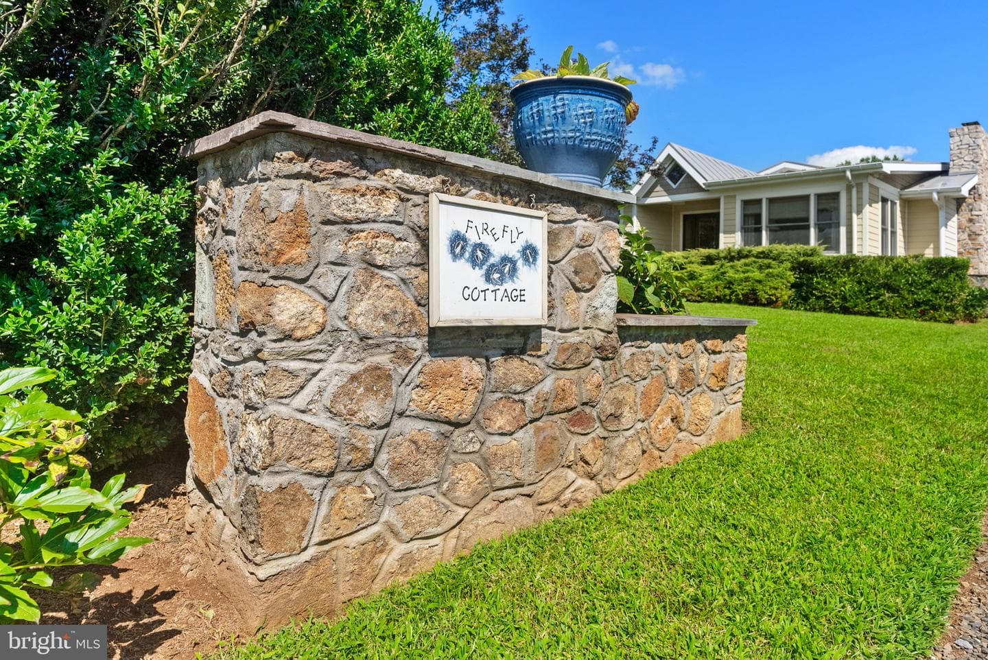 2749 Crenshaw Road photo 2