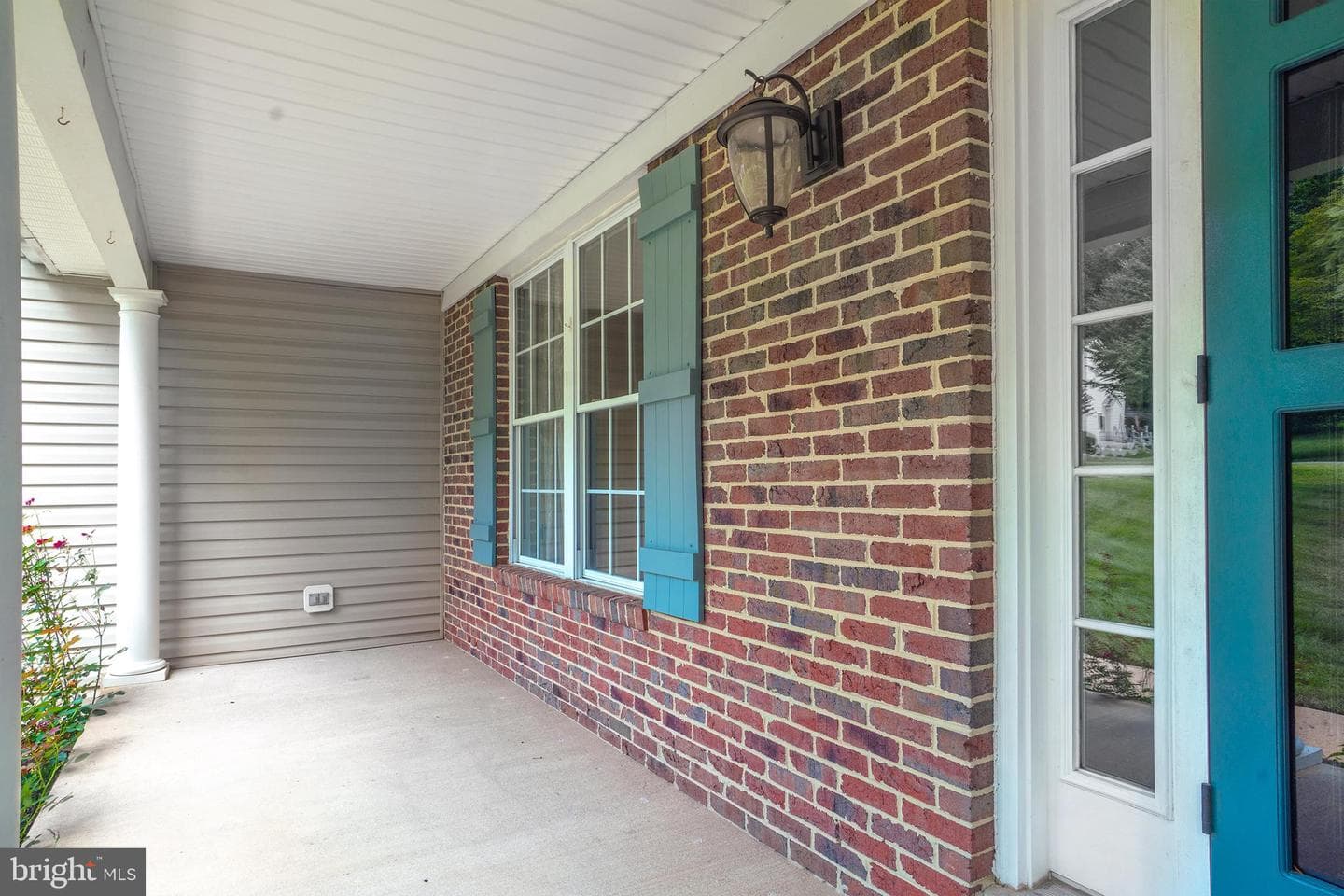 7413 Whisperwood Drive photo 12