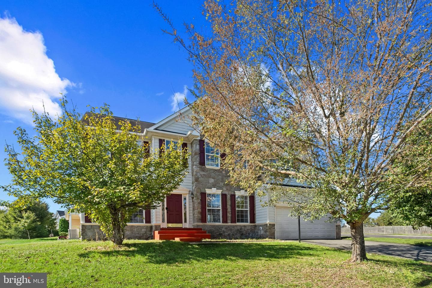 10853 King Nobel Lane photo 2