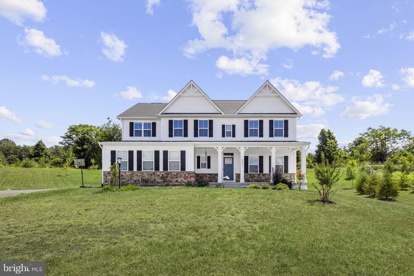 9427 Blue Jay Court photo 1