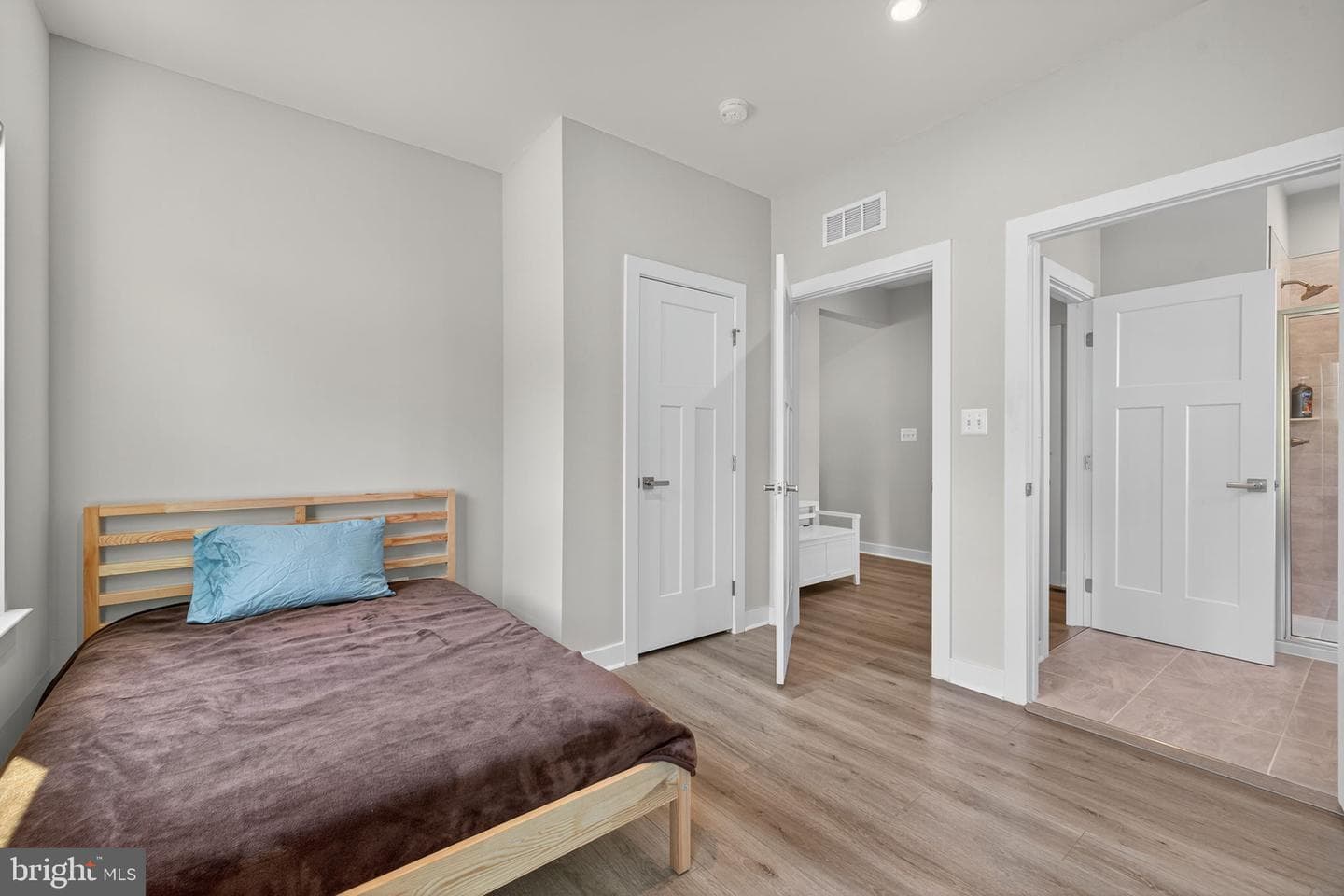 9427 Blue Jay Court photo 20