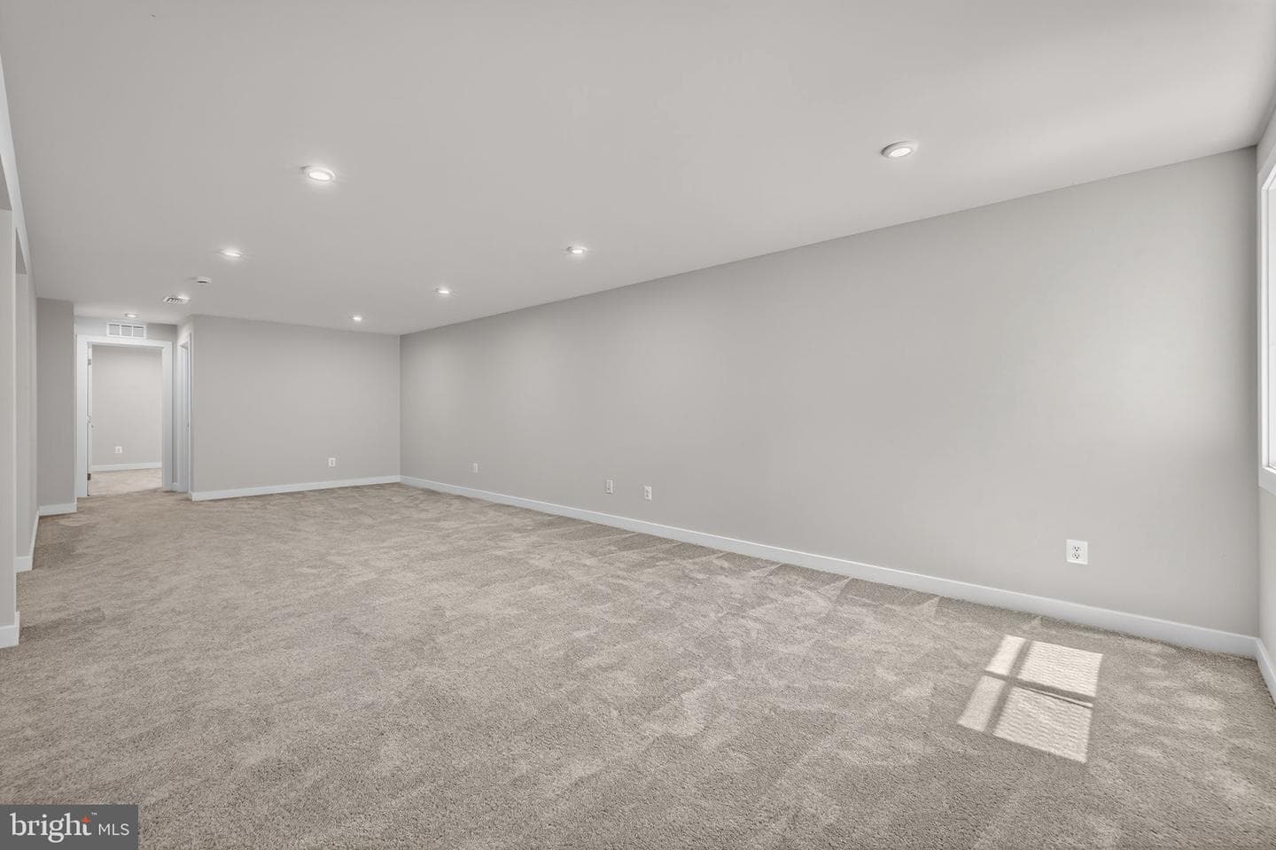 9427 Blue Jay Court photo 44