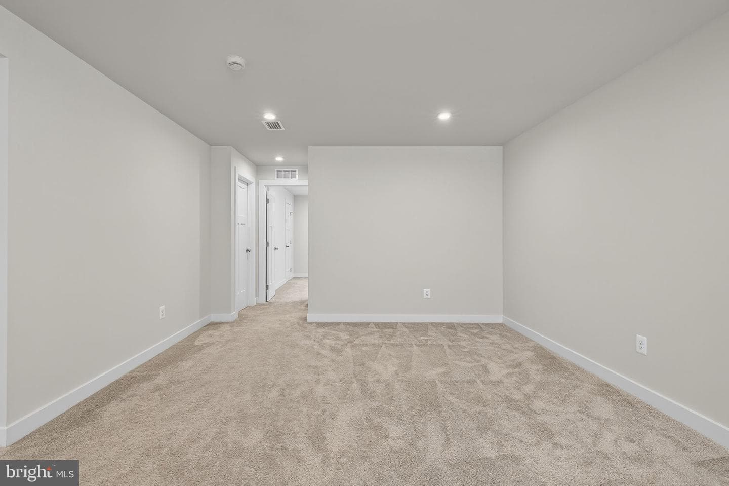 9427 Blue Jay Court photo 45