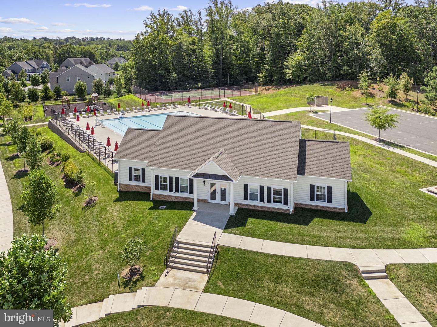 9427 Blue Jay Court photo 54