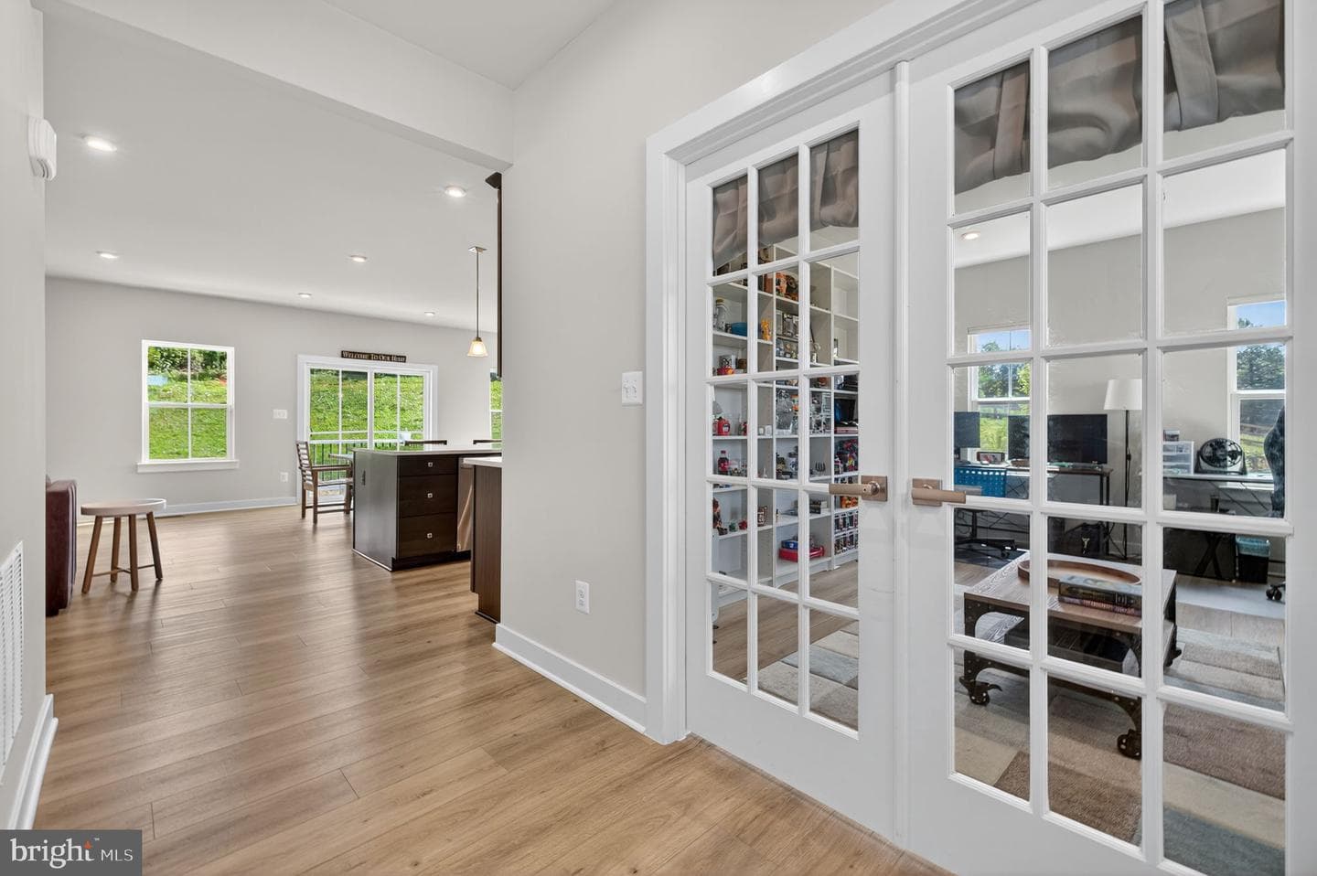 9427 Blue Jay Court photo 6