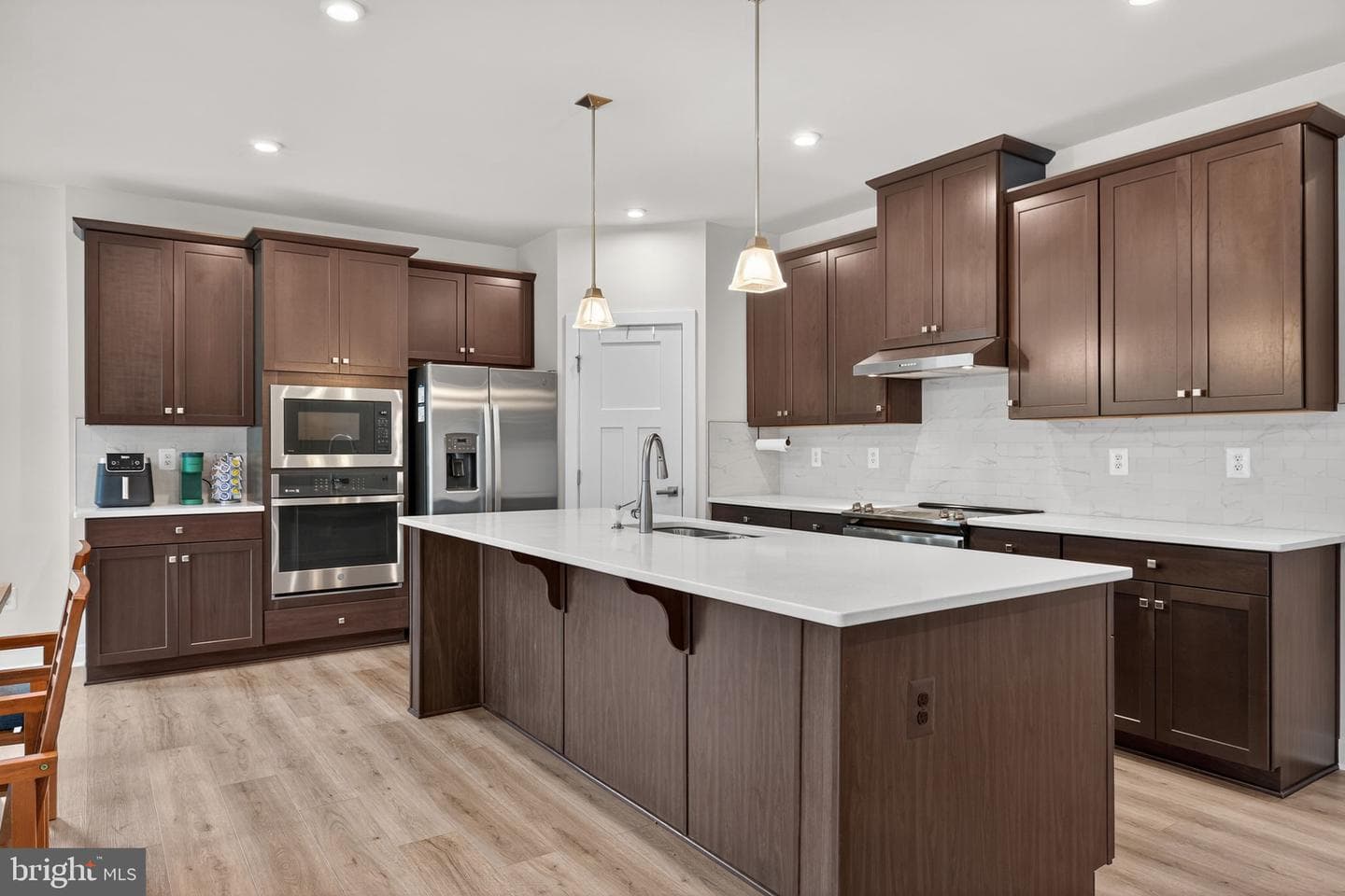 9427 Blue Jay Court photo 7