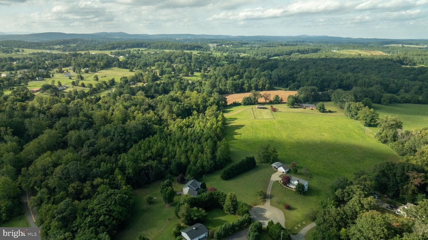 9124 Green Road photo 10