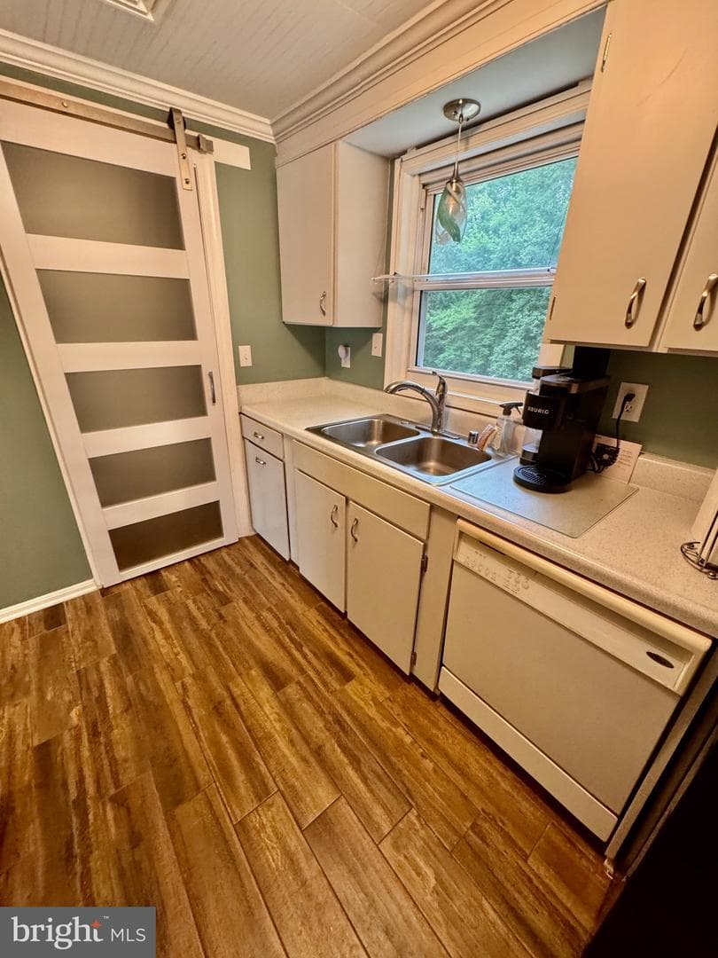 4456 Silver Hill Court photo 41
