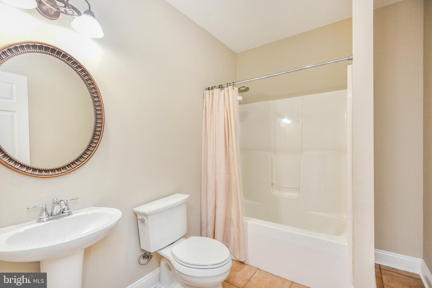 7323 Bayfield Lane photo 33