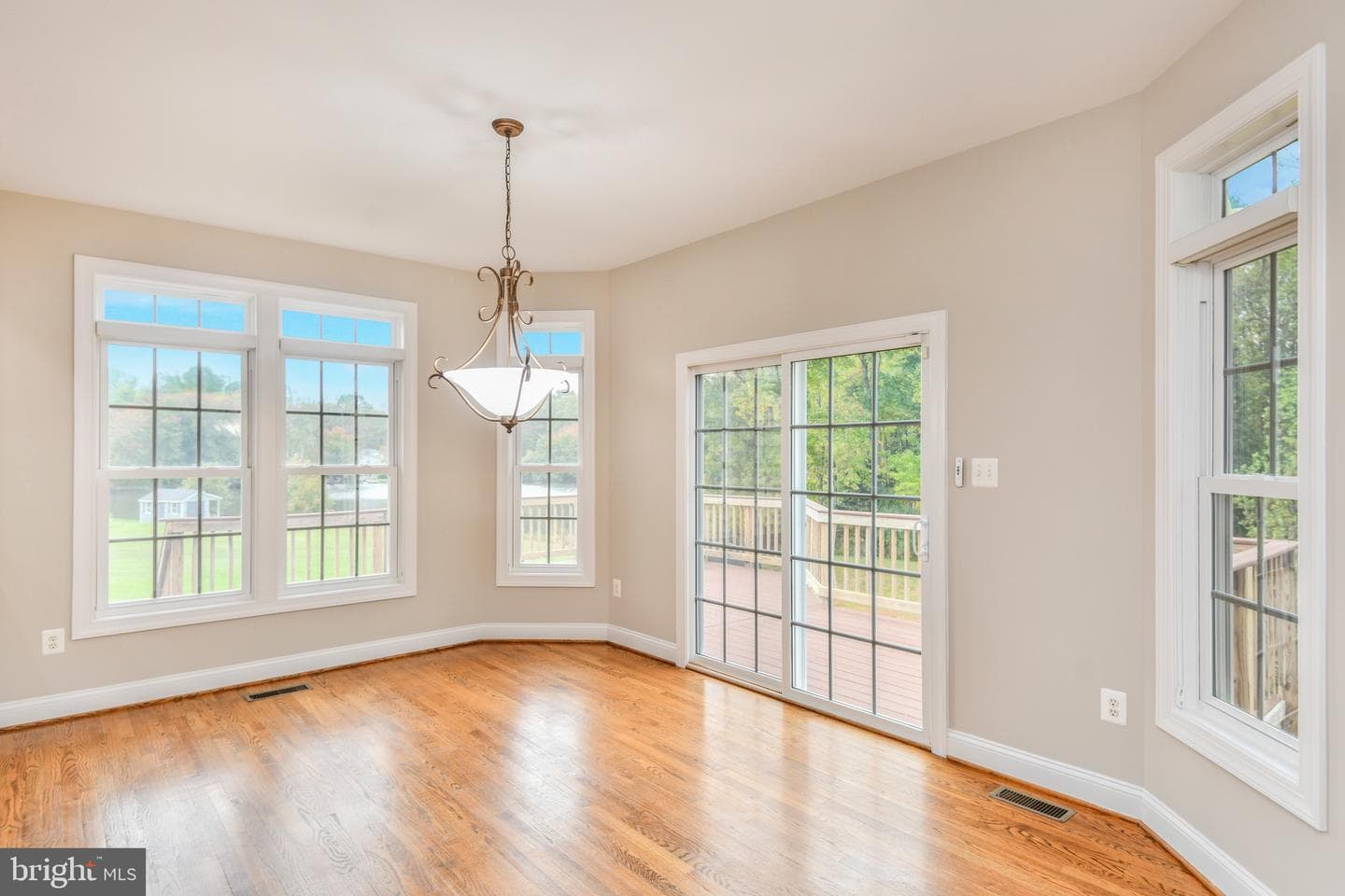 7323 Bayfield Lane photo 9