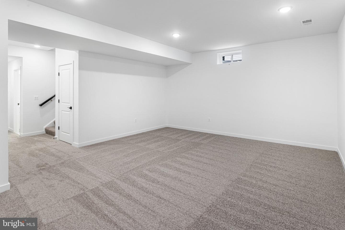 2083 Springvale Drive photo 40