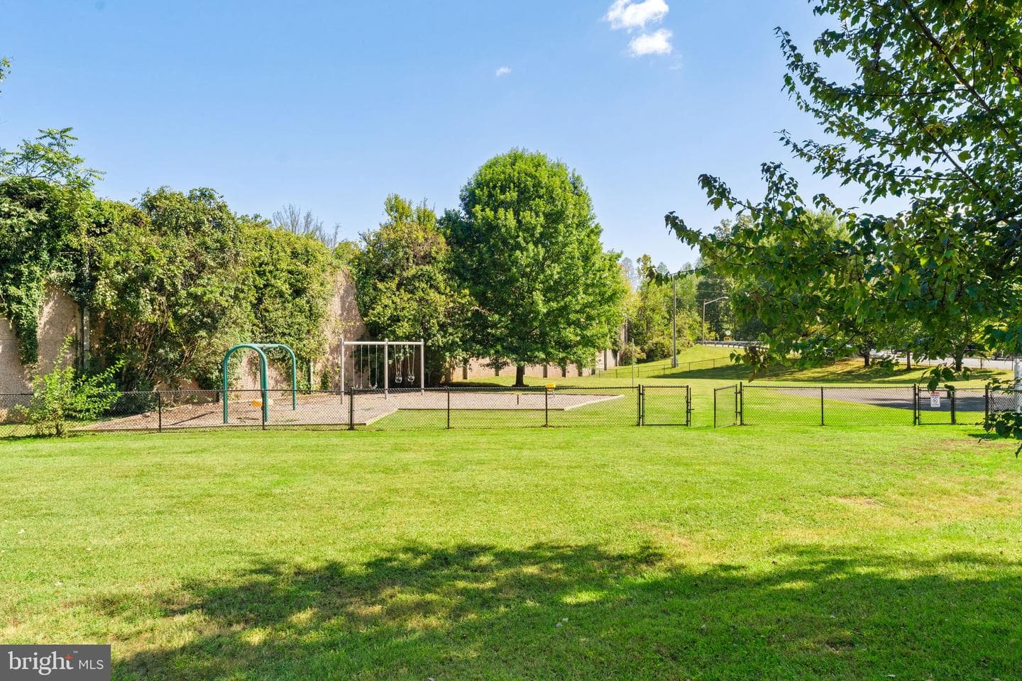 29 Pepper Tree Court photo 32