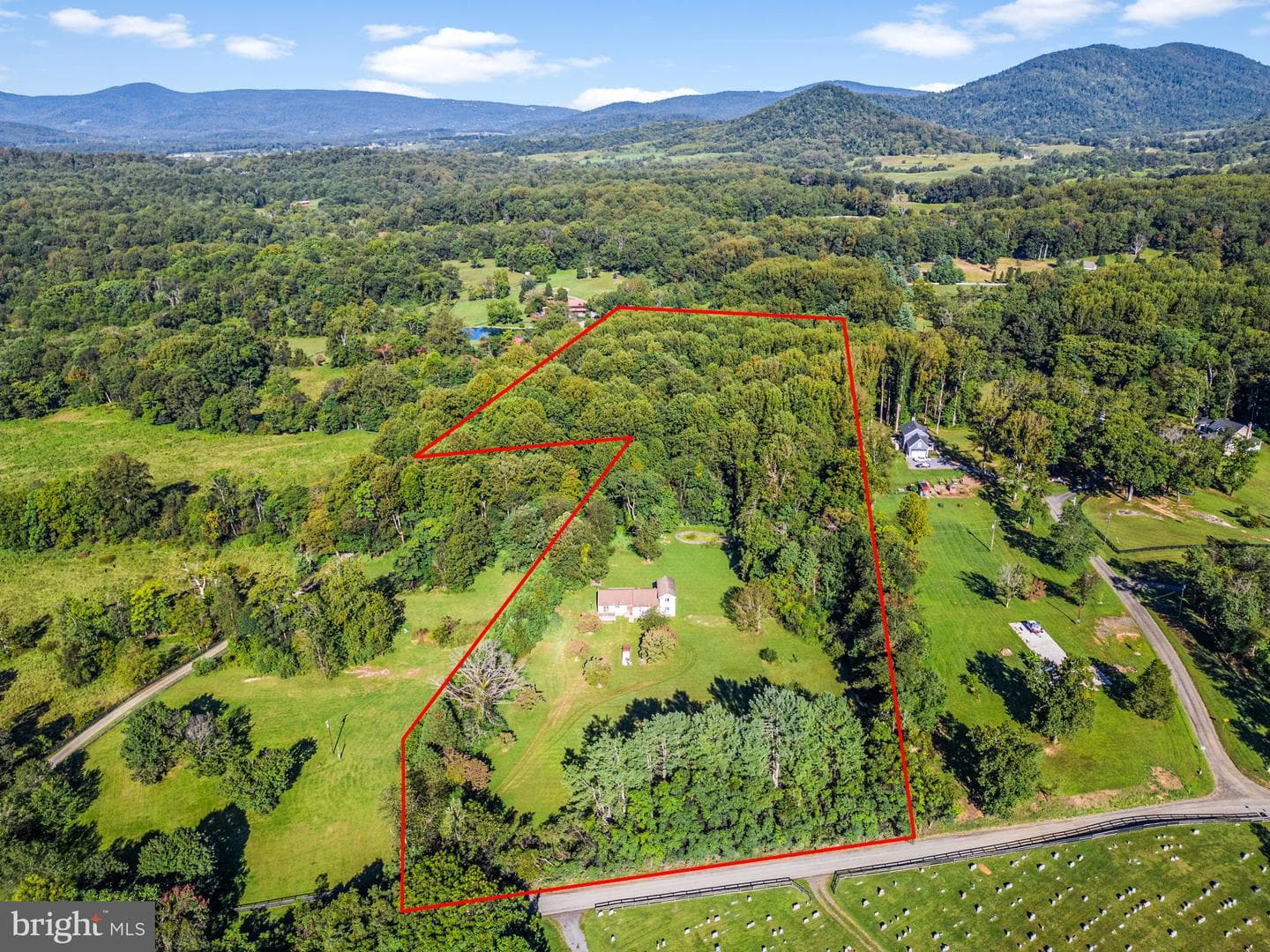 5312 Washwright Road photo 4