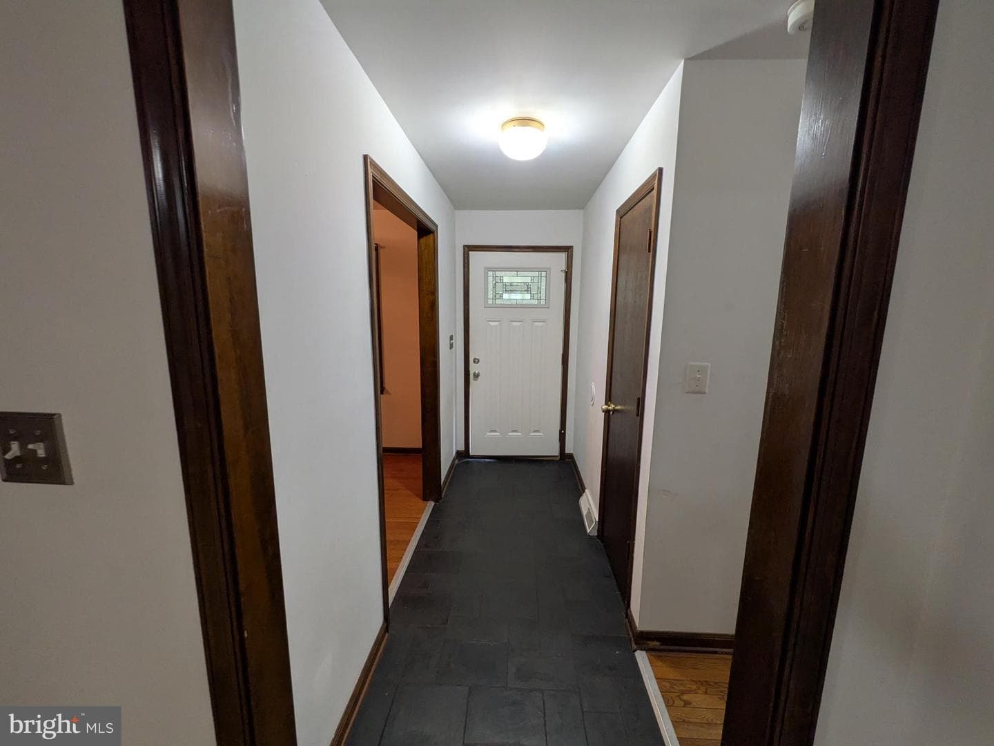 9511 Rogues Road photo 11