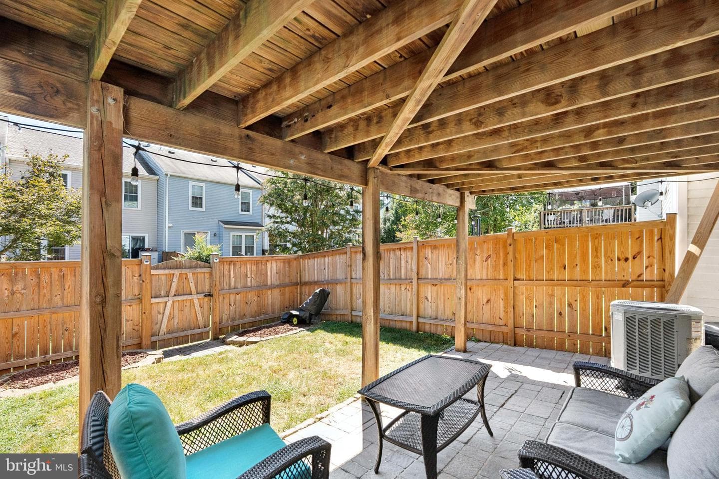 807 Wide Oak Court photo 28
