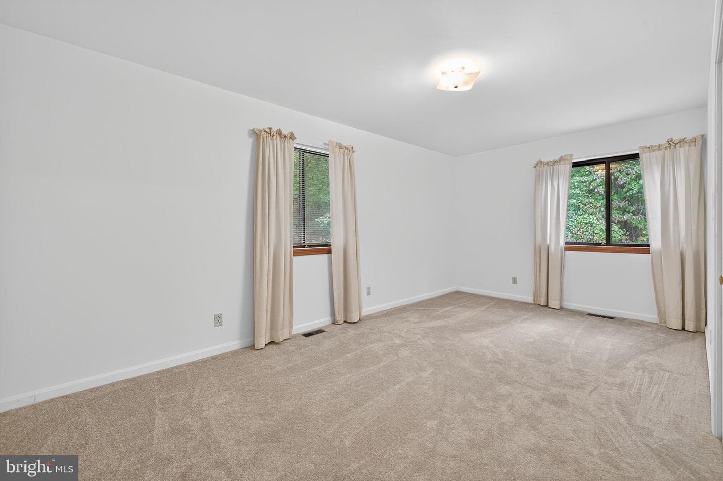 8406 Springs Way Place photo 28