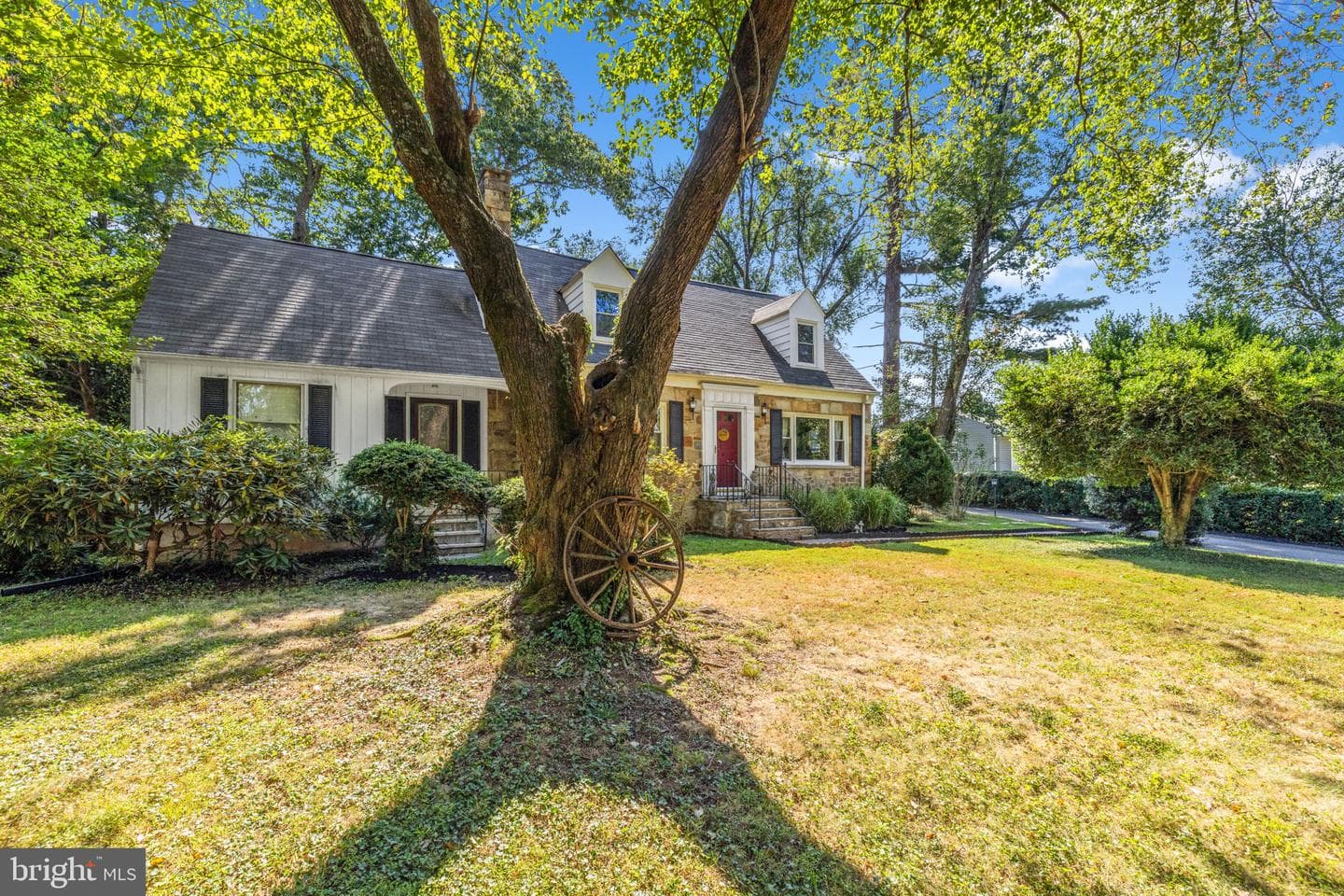 141 Blue Ridge Street photo 4