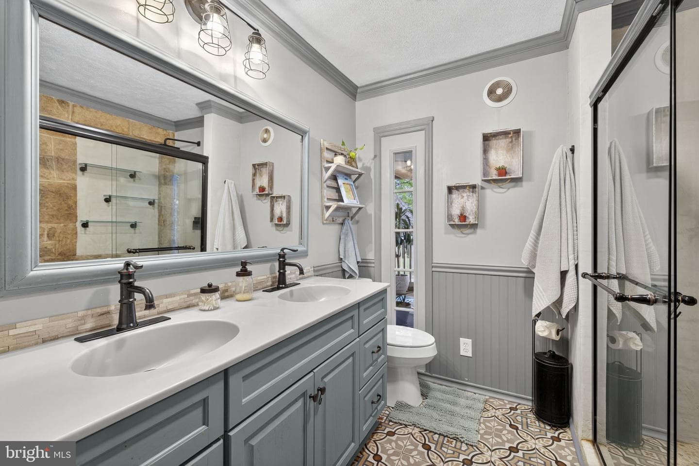 141 Blue Ridge Street photo 42