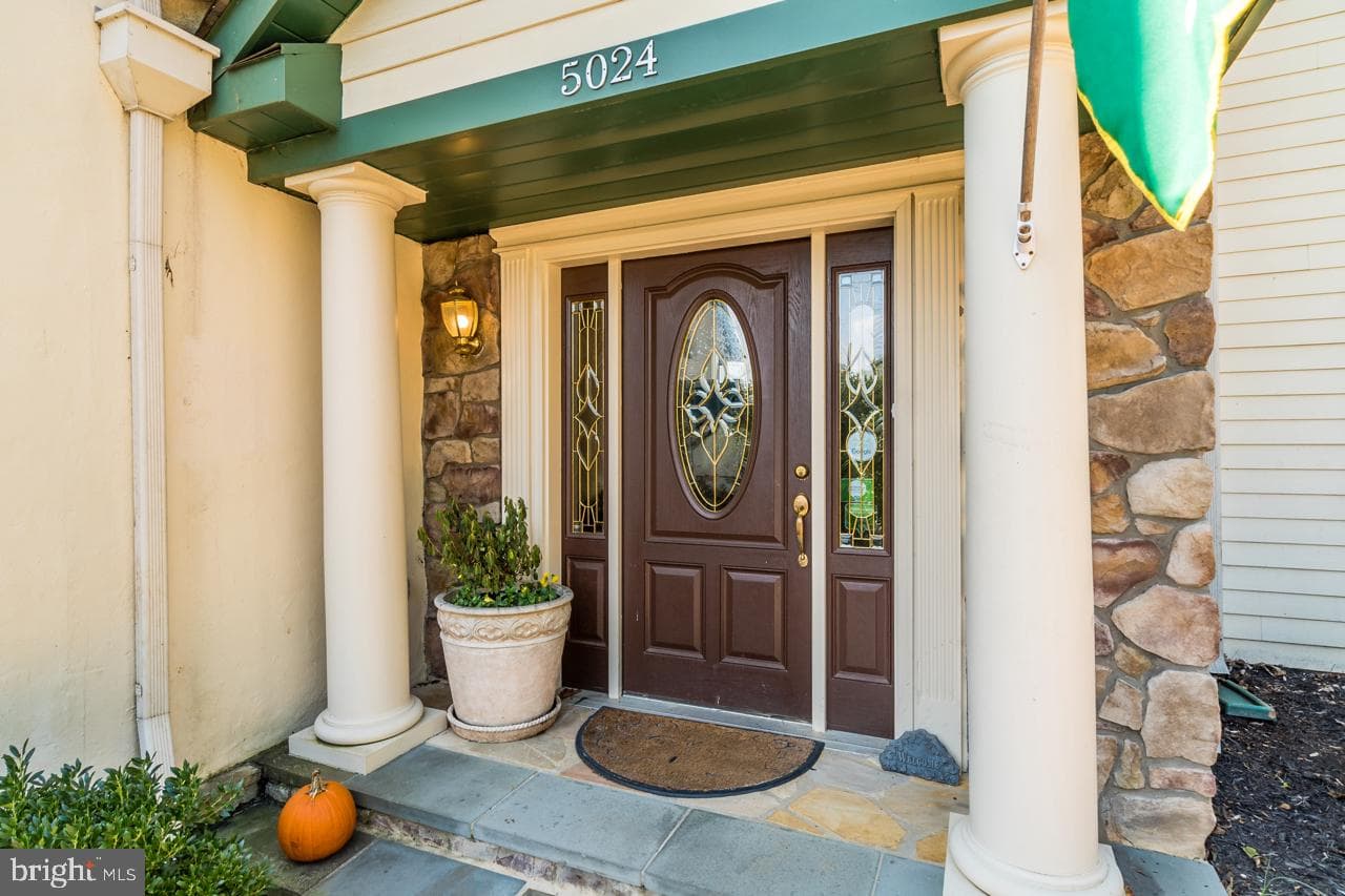 5024 Leeds Manor Road photo 3