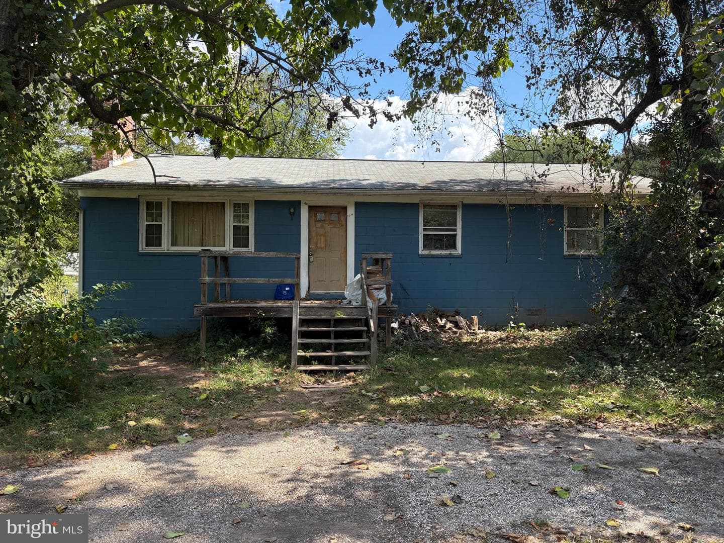 10789 Brent Town Road photo 2
