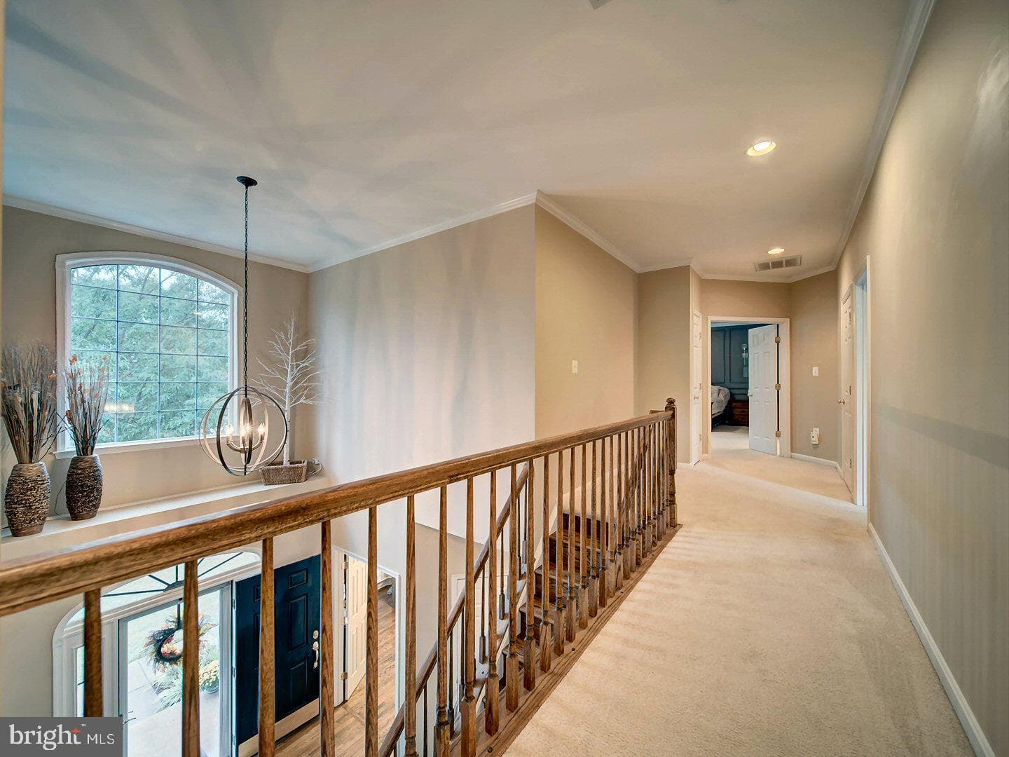 589 Pineview Court photo 17