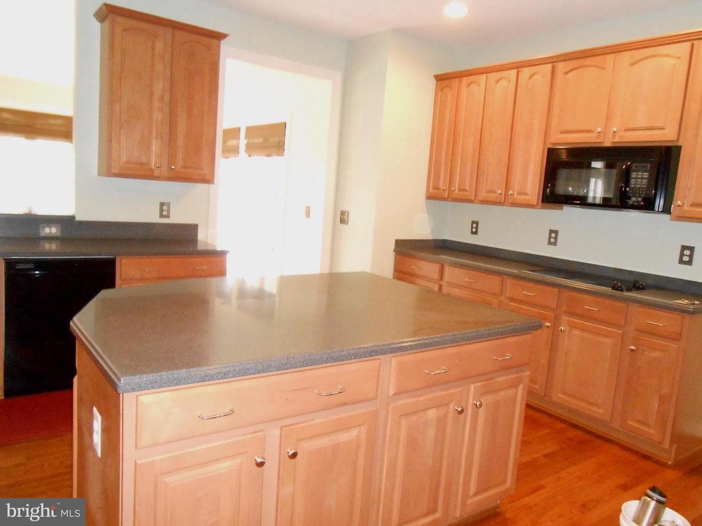 6110 Maloney Way photo 7