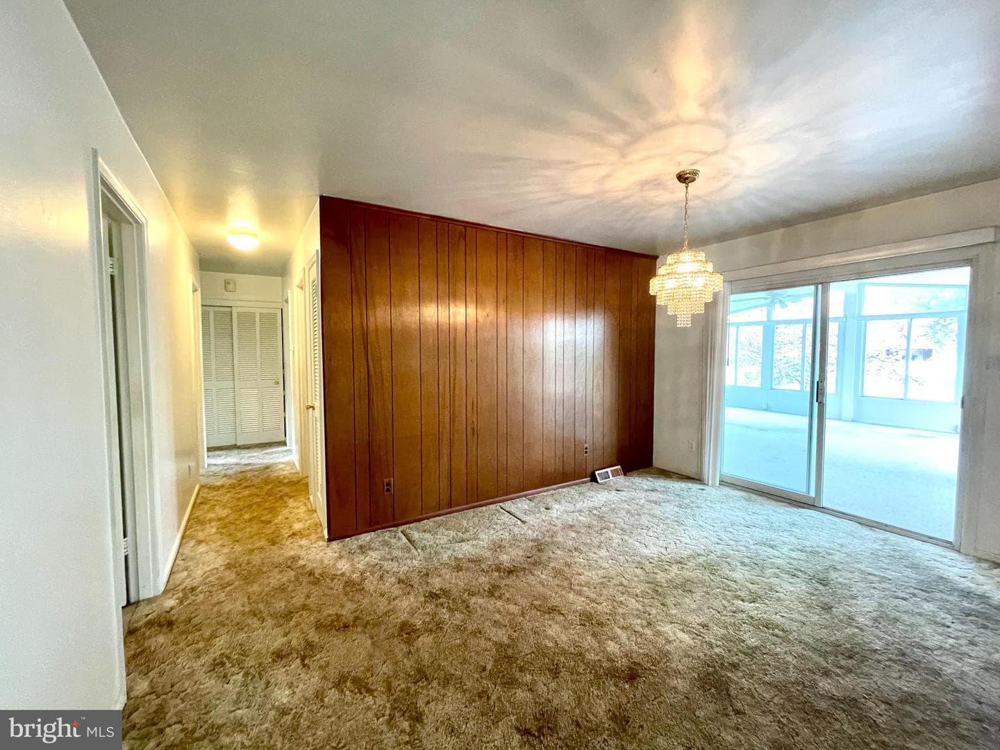 351 Chappell Street photo 9