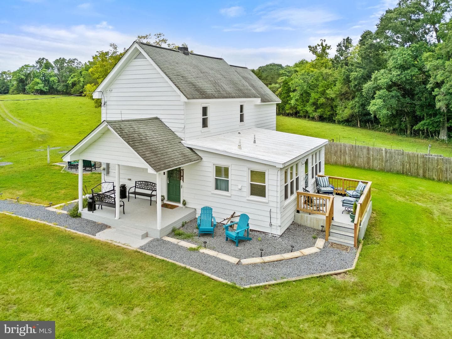 5364 Woodside Lane photo 4