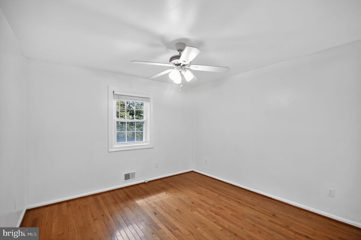 5084 Fairview Lane photo 20