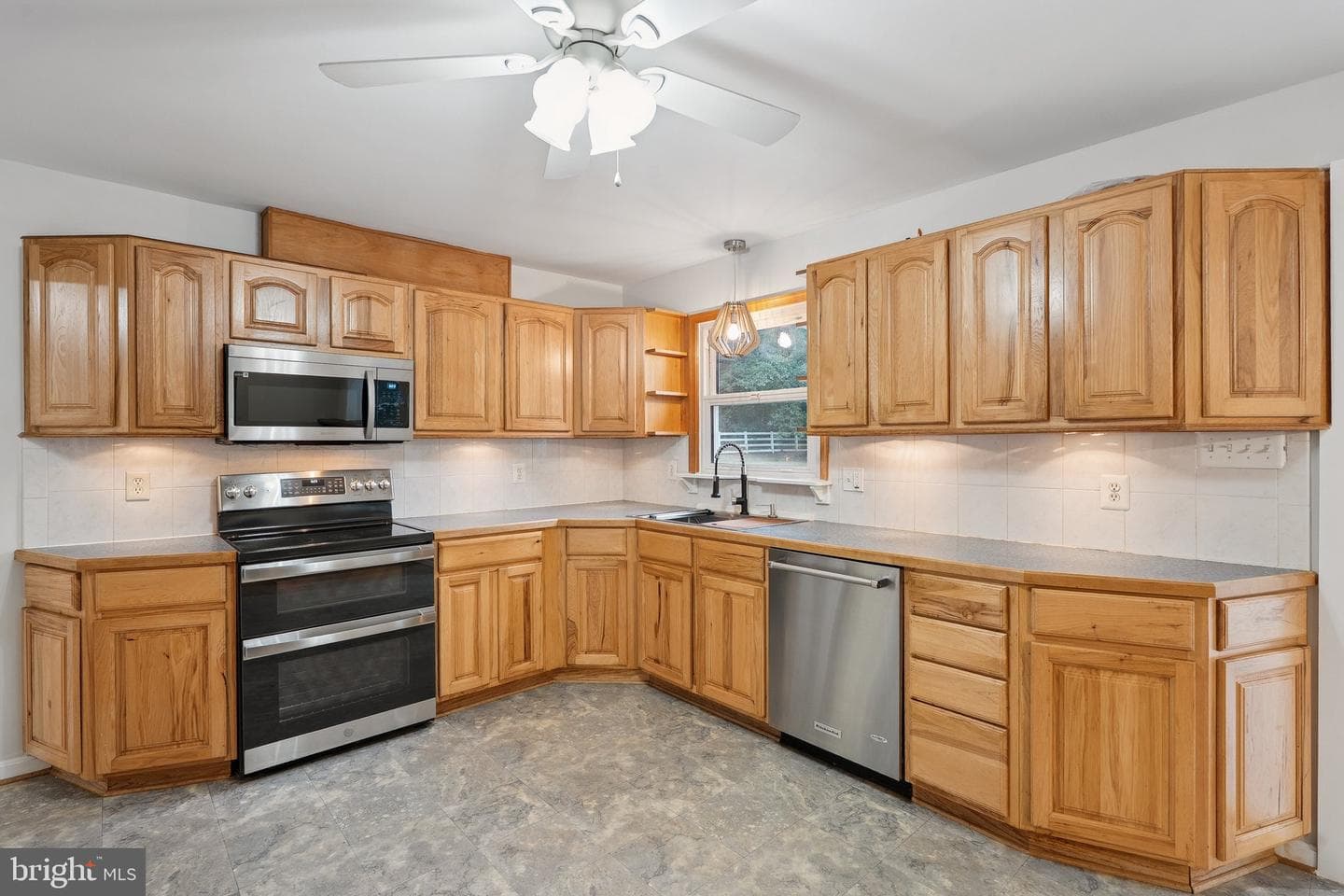 5263 Stewart Road photo 11
