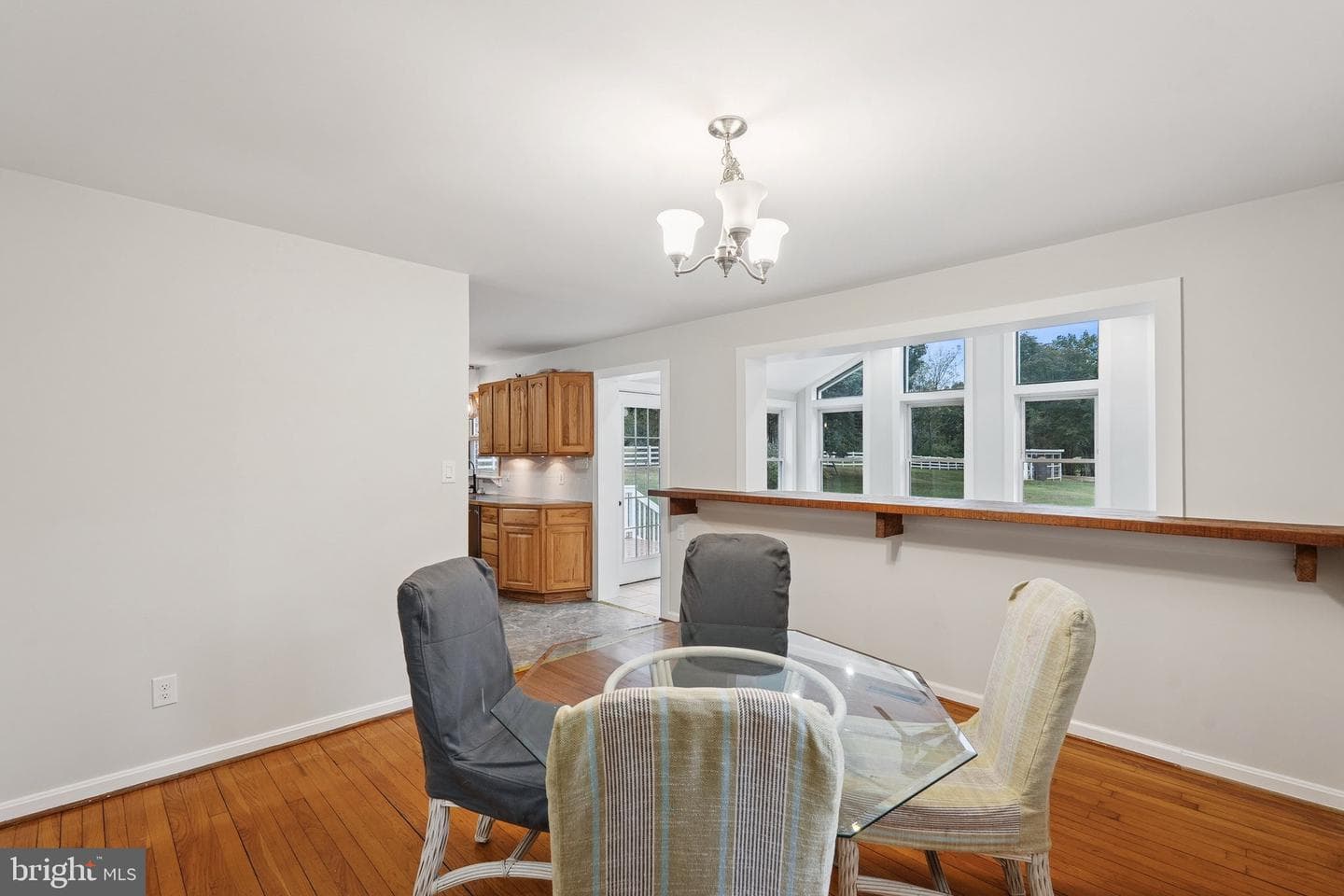 5263 Stewart Road photo 6