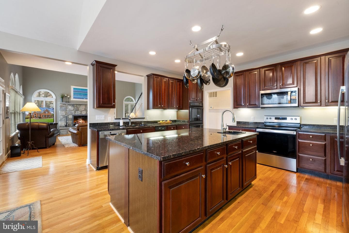7887 Wellington Drive photo 20