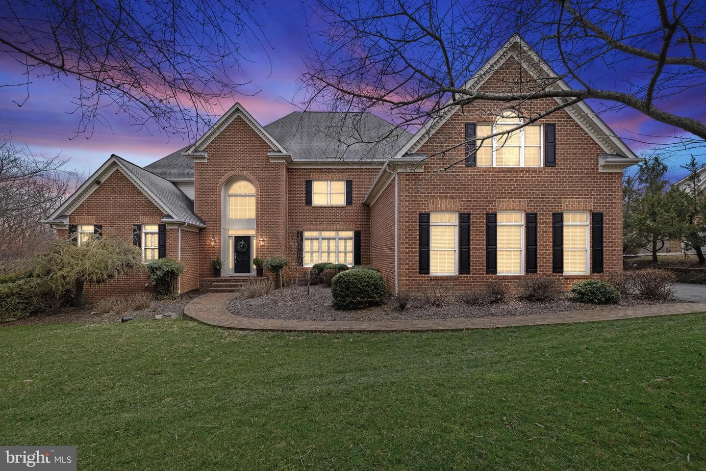 7887 Wellington Drive photo 3
