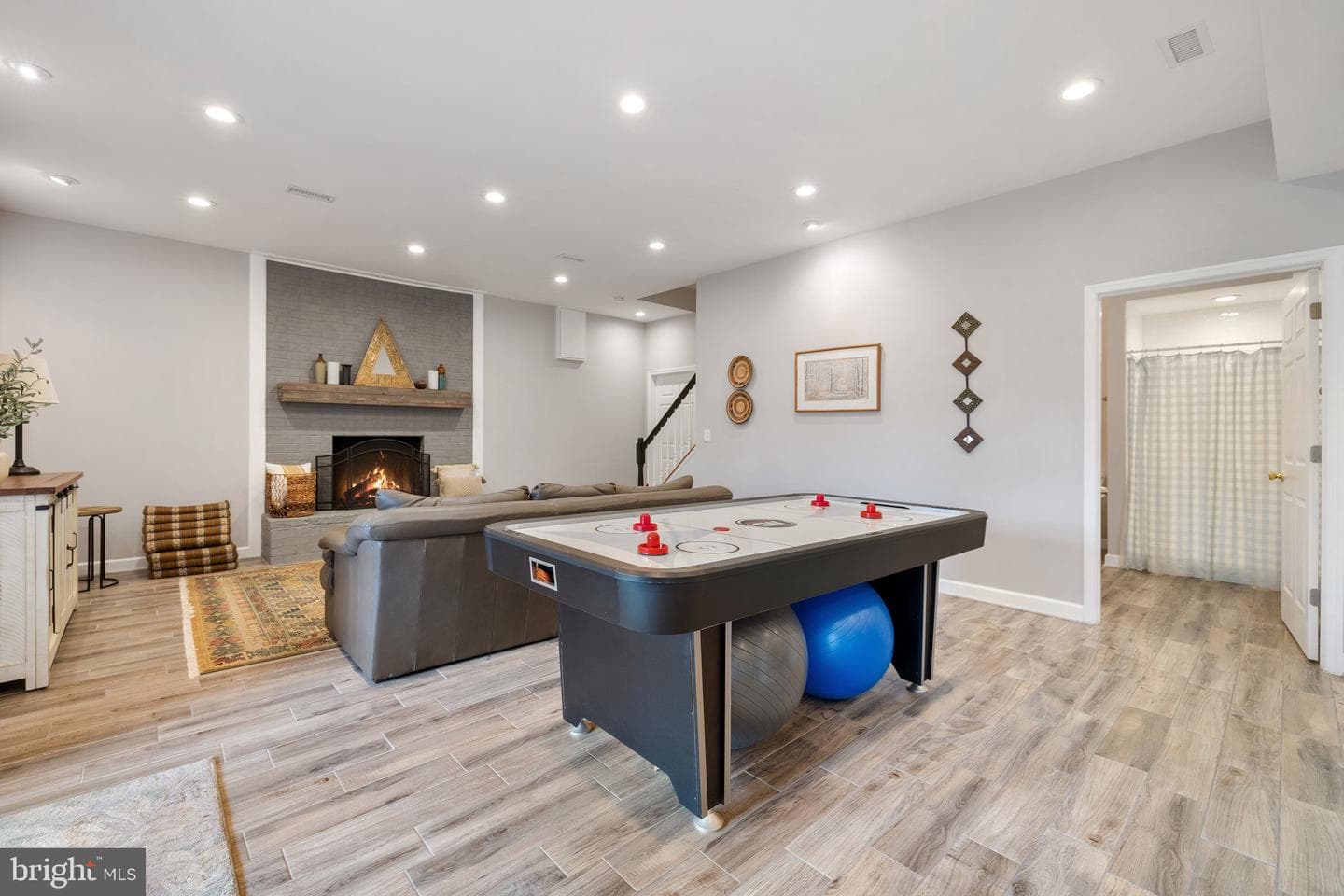 7887 Wellington Drive photo 68