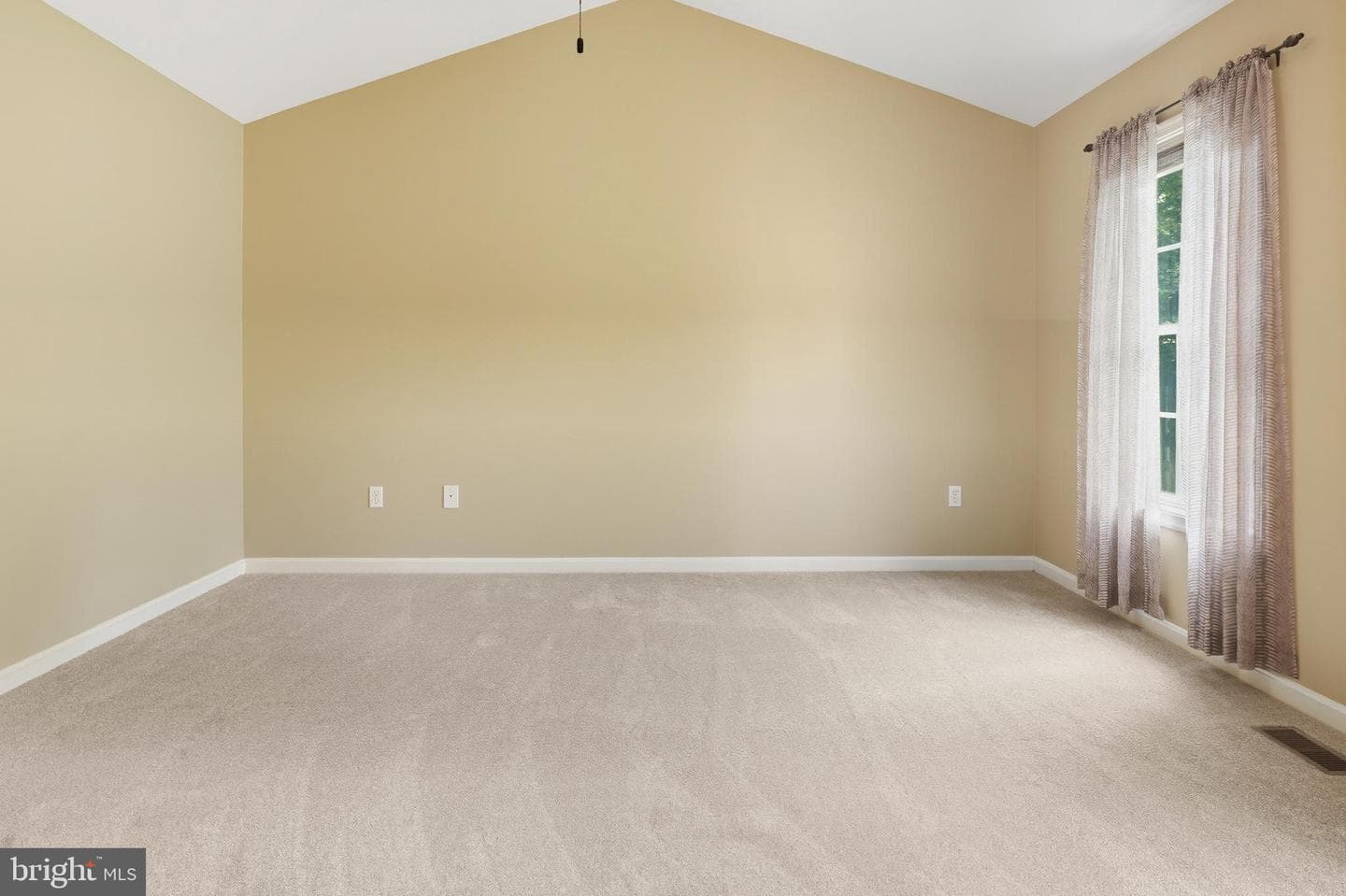 7785 Millfield Drive photo 26