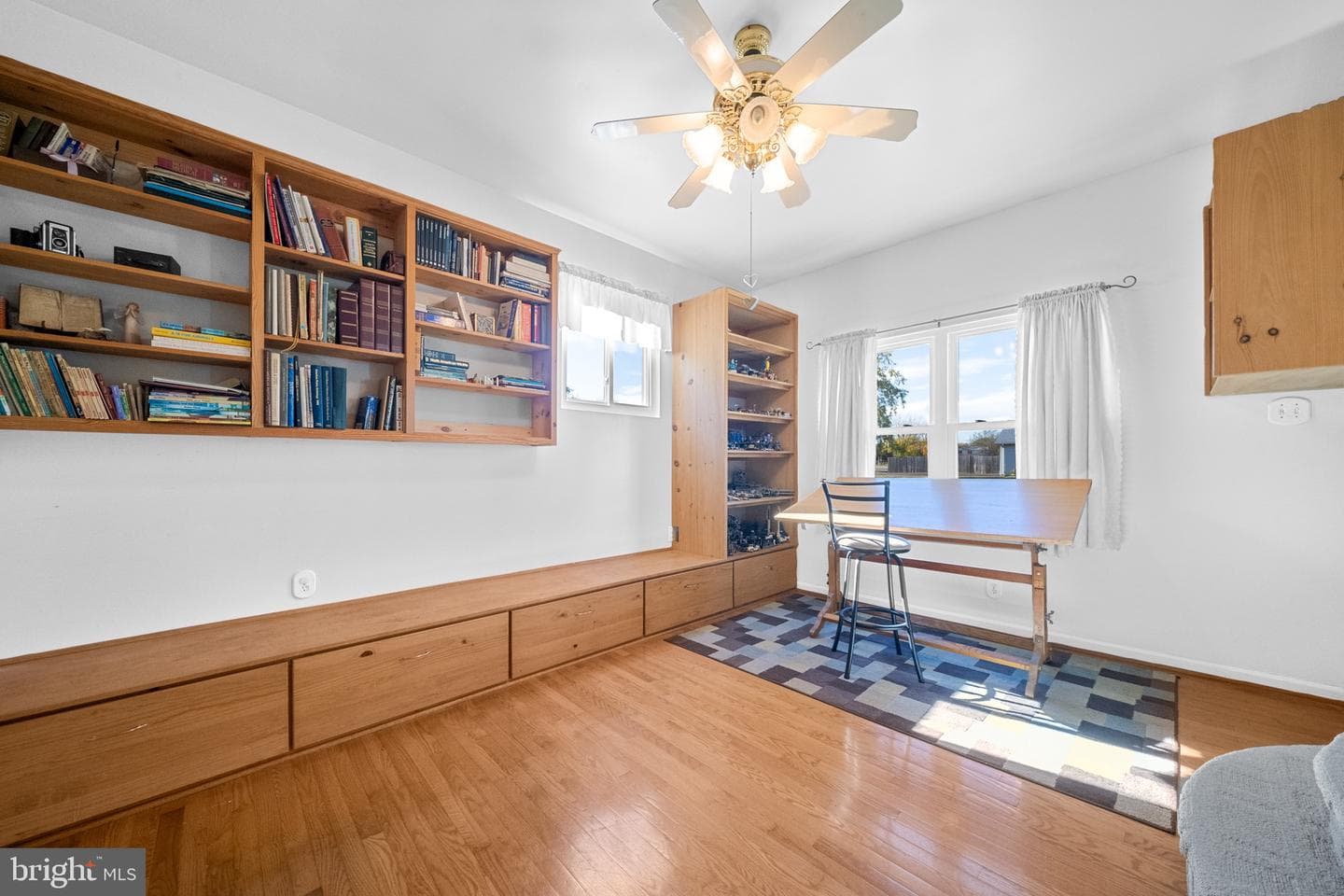 6835 Brianwood Court photo 23