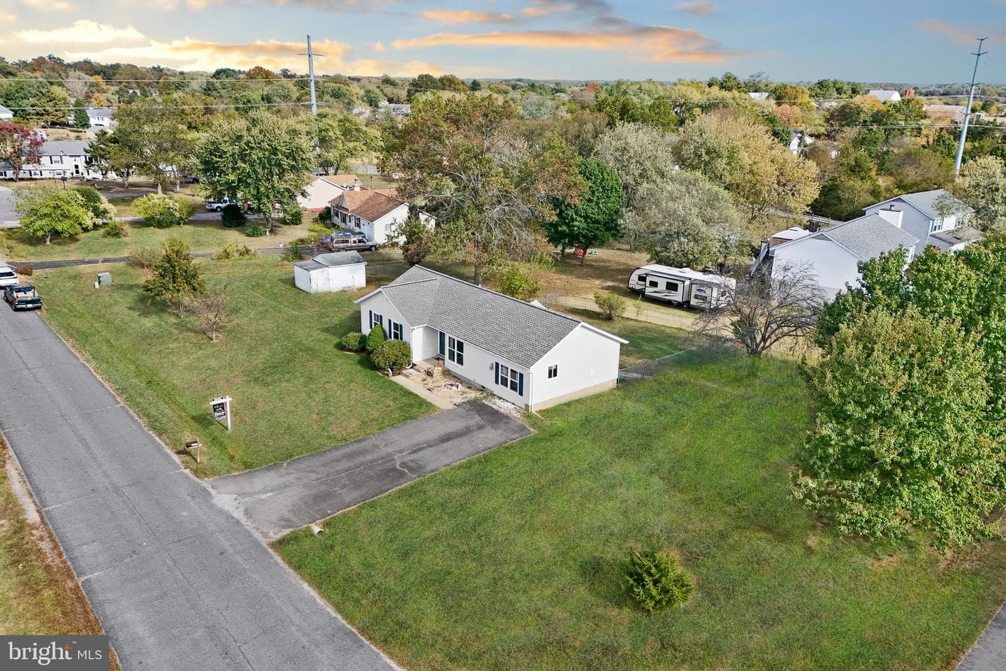 6835 Brianwood Court photo 4