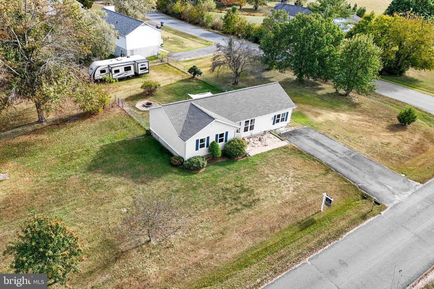 6835 Brianwood Court photo 41