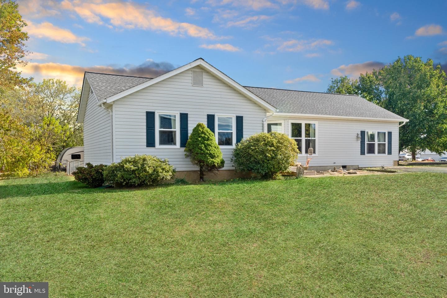 6835 Brianwood Court photo 42
