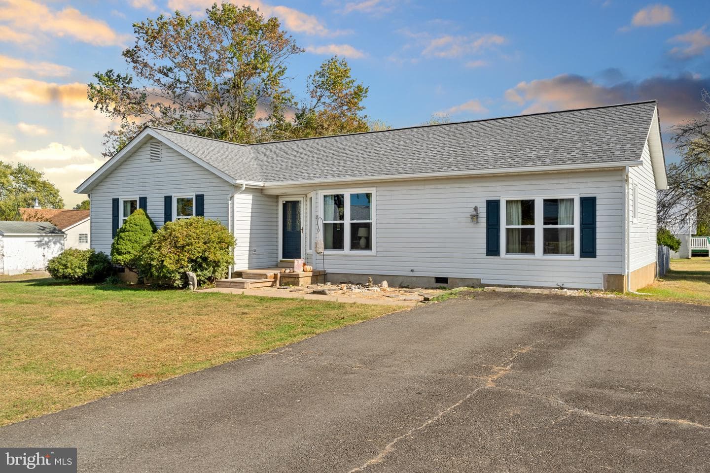 6835 Brianwood Court photo 44