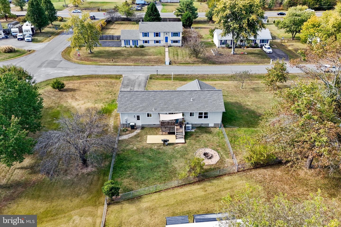6835 Brianwood Court photo 46