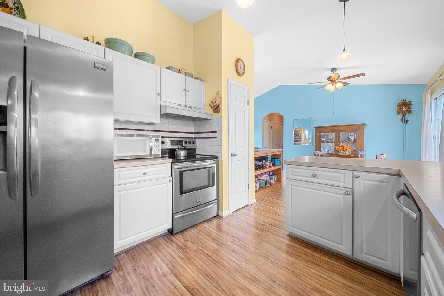 6835 Brianwood Court photo 9