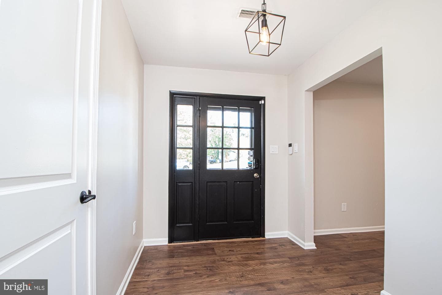 7131 Northampton Street photo 16