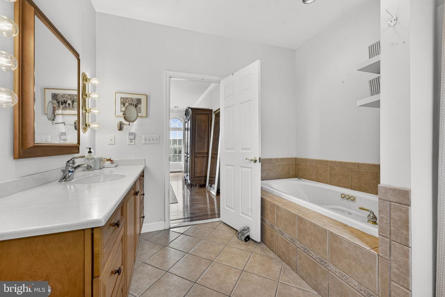 6576 Timothy Lane photo 15