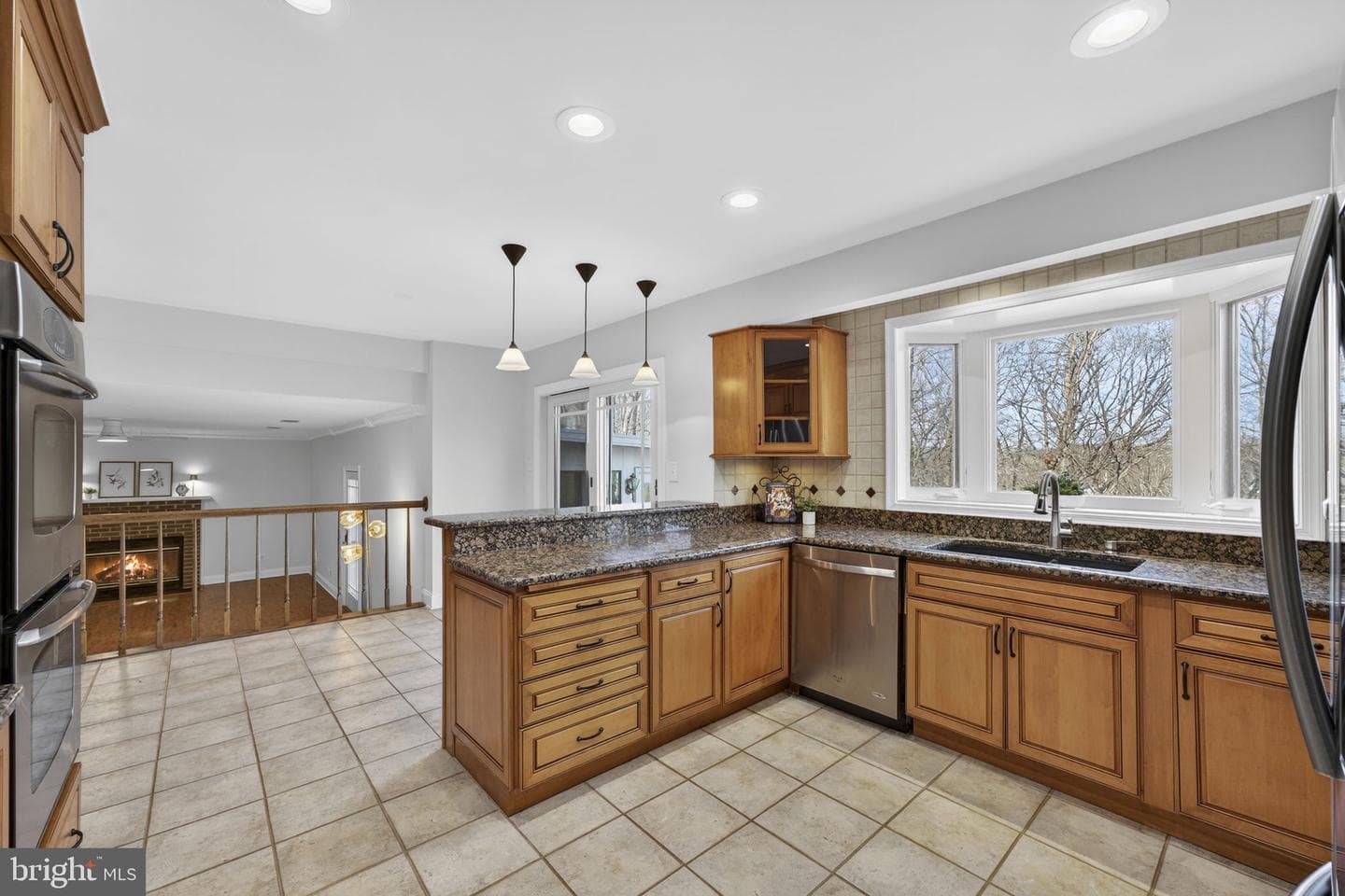 5840 Ridgecrest Avenue photo 4