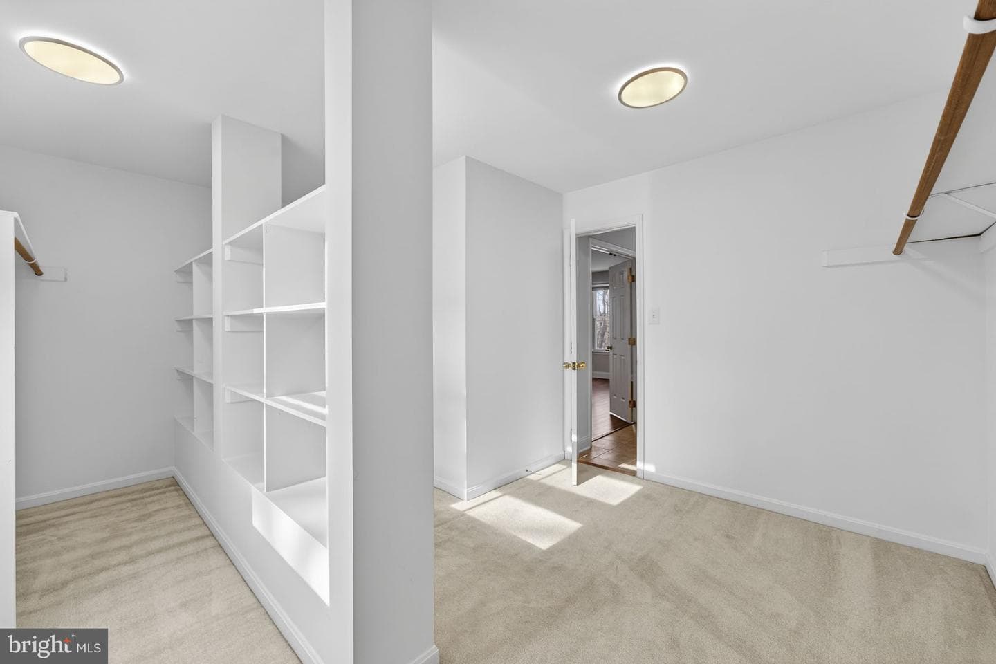 5840 Ridgecrest Avenue photo 41